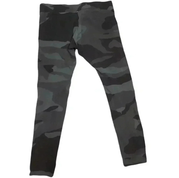 Monrow Vintage Camo Leggings - Picture 2 of 5